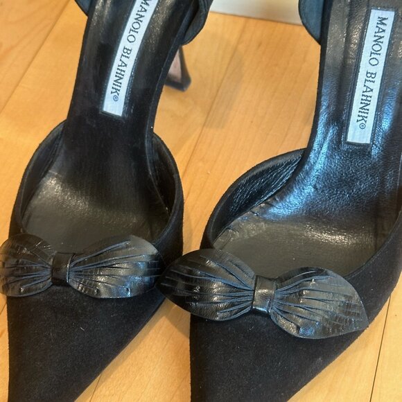 Manolo Blahnik Black Suede Pumps - Picture 8 of 8